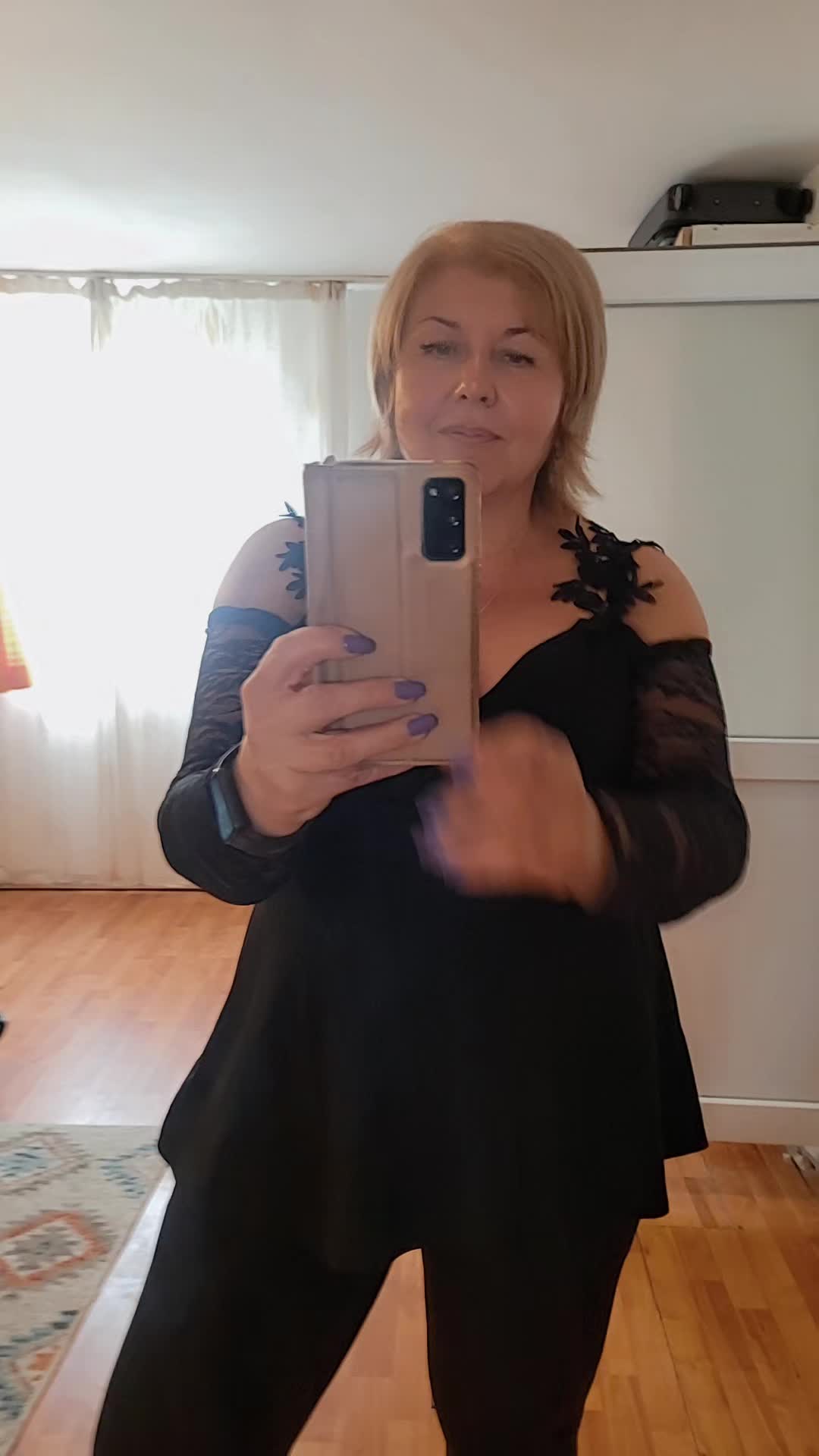 @danielarachitan