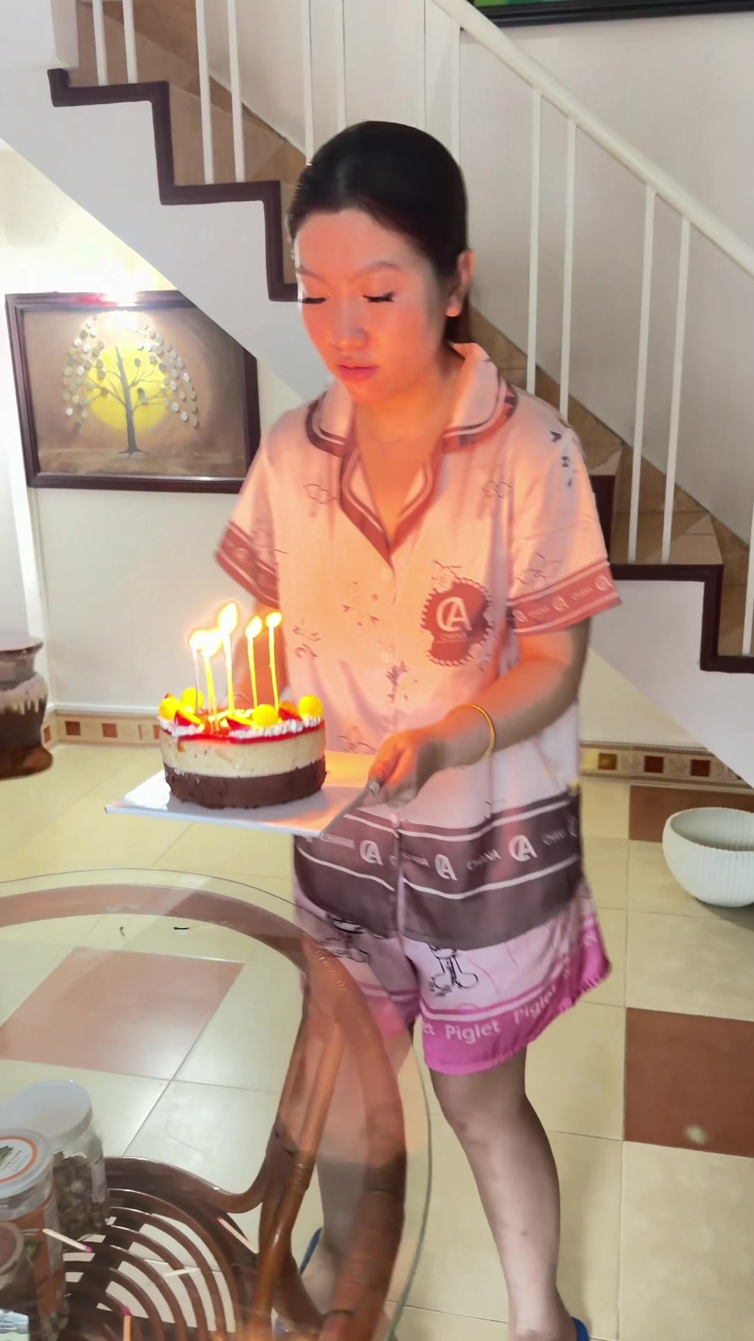 @Đẹp g&aacute;i m&agrave; hay đau bao tử