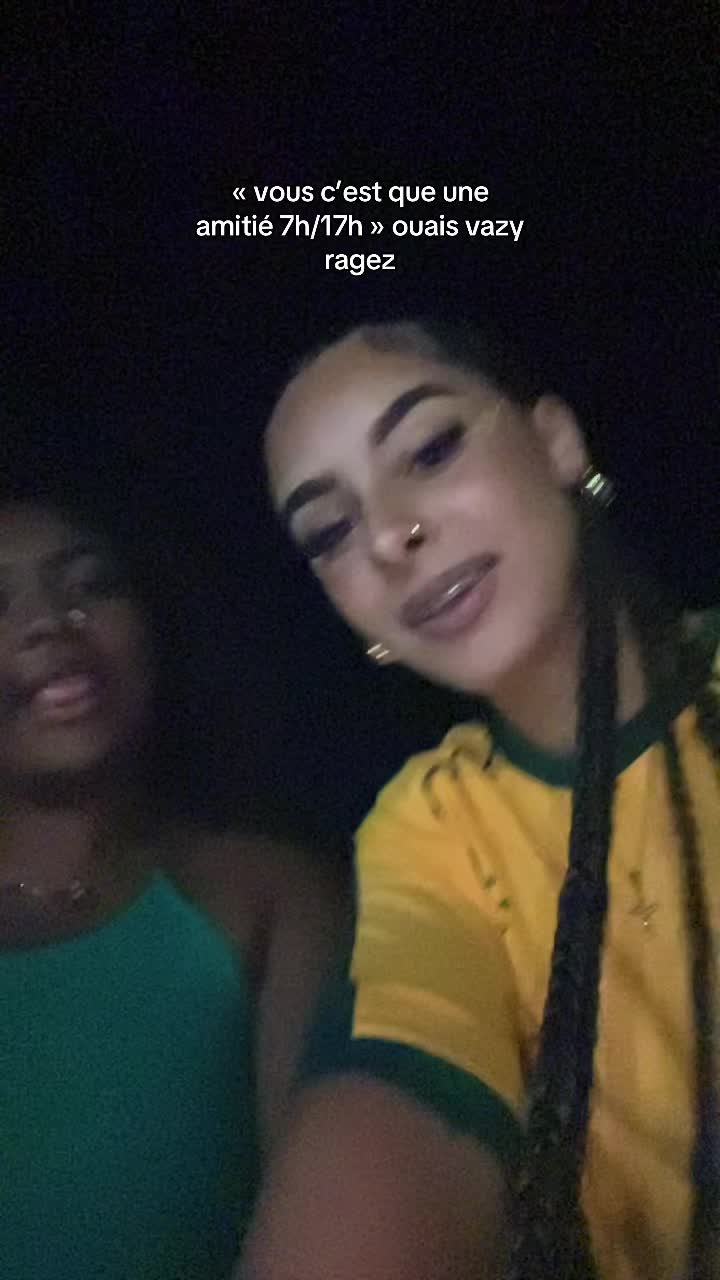 @𝟑𝟐 🧚🏼&zwj;♀️