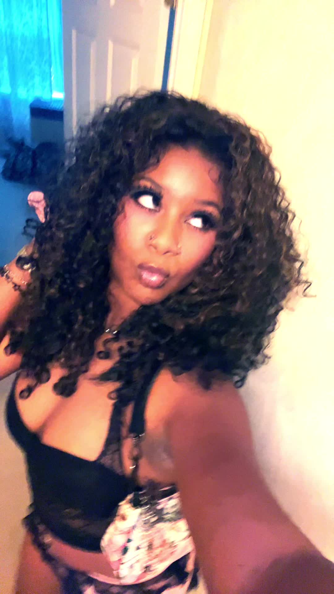 @Niahmarie🦋 .