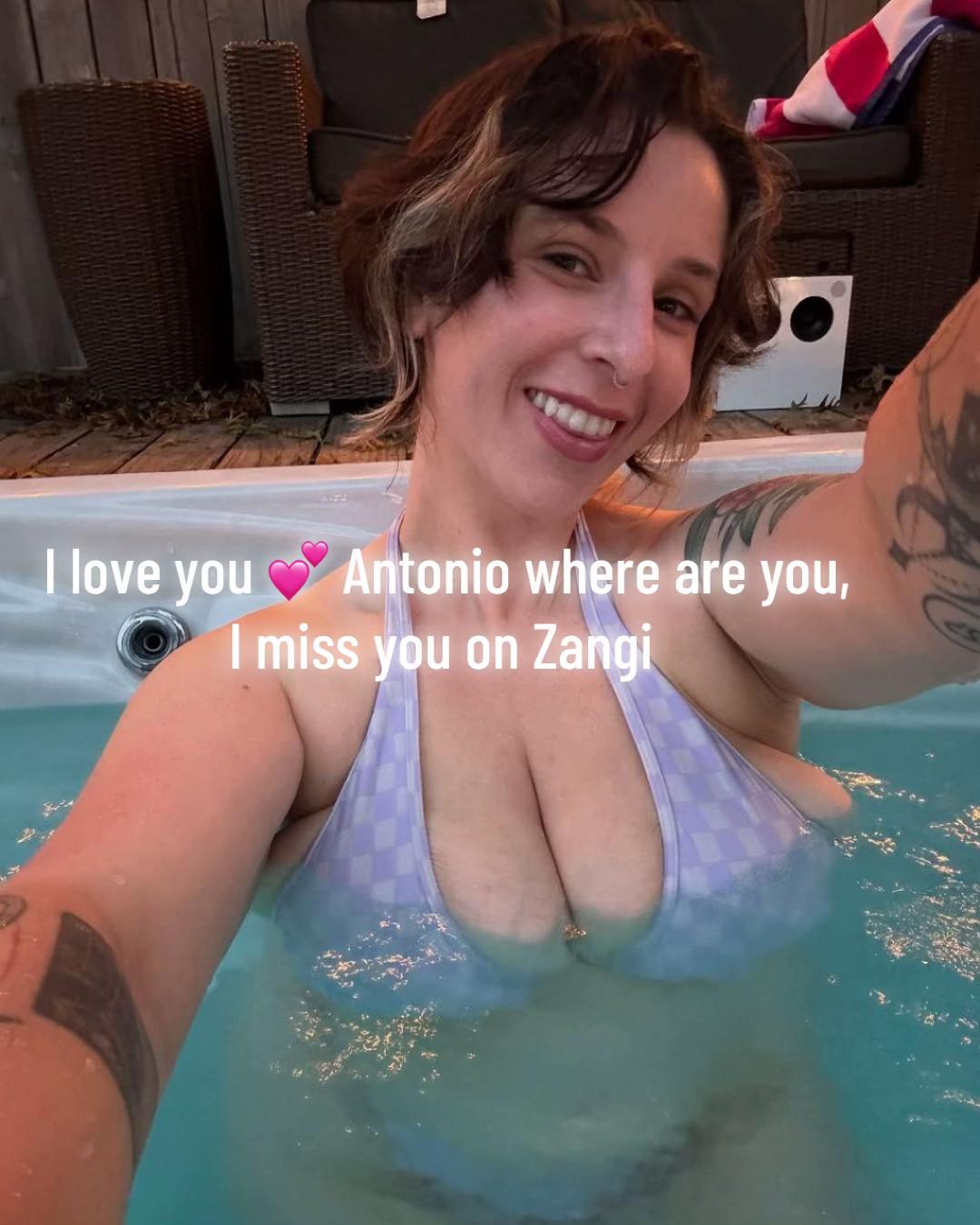 @🇨🇦Samantha Autumn🇨🇦