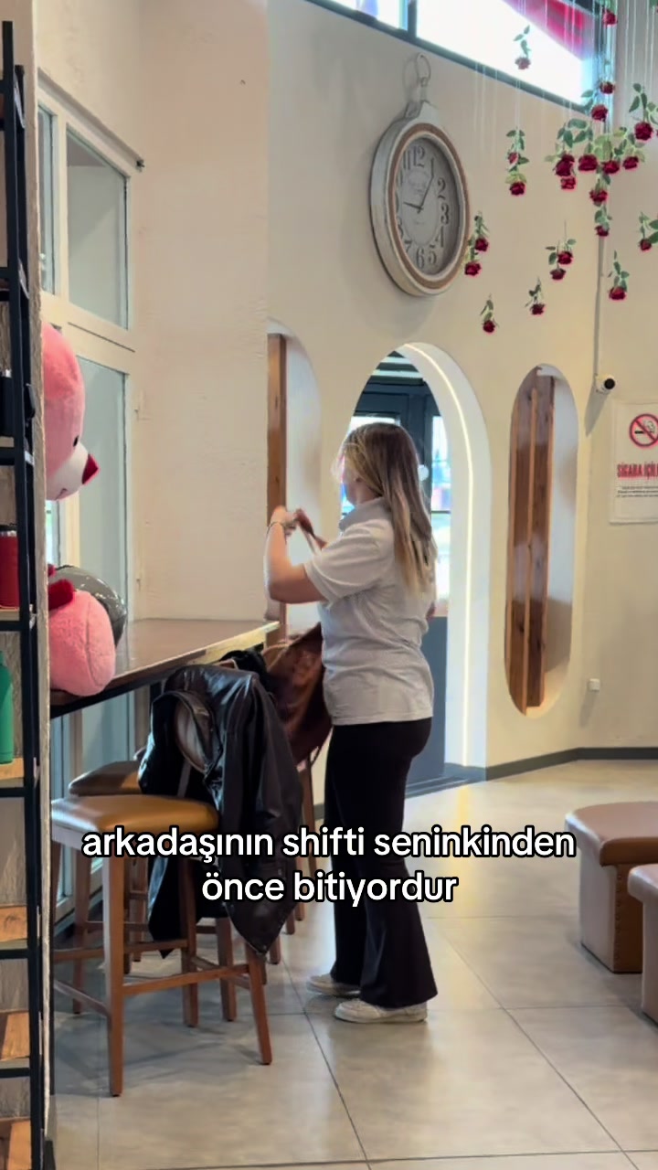 @yarenipekb