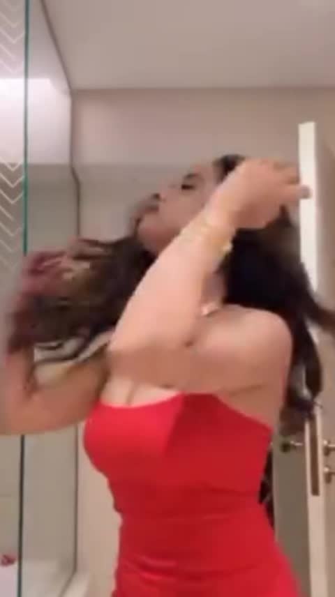 @Roshni Walia🔥🌹