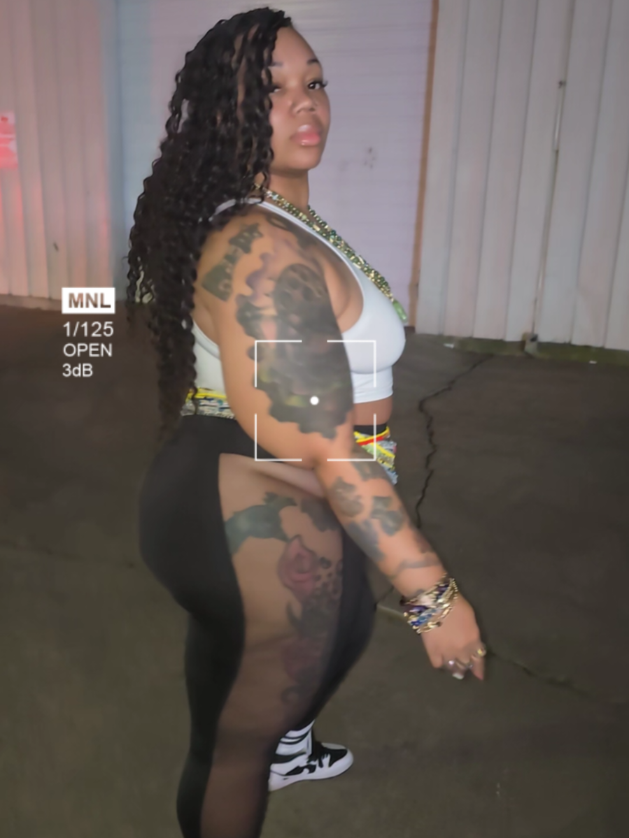 @Xkluzive Model