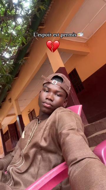 @BUZZ MAN !&yen;🇬🇳🇨🇮