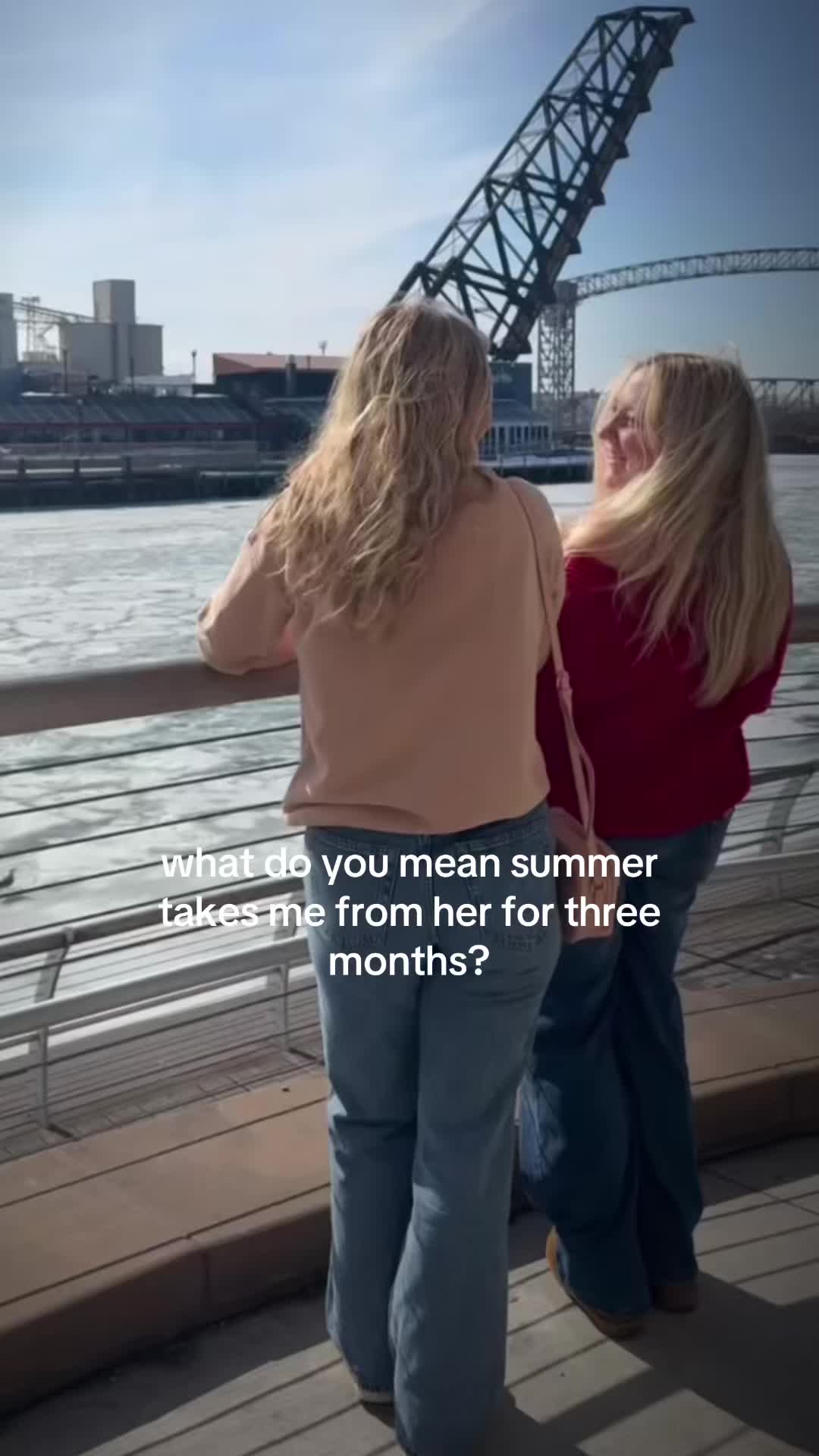 @laynie