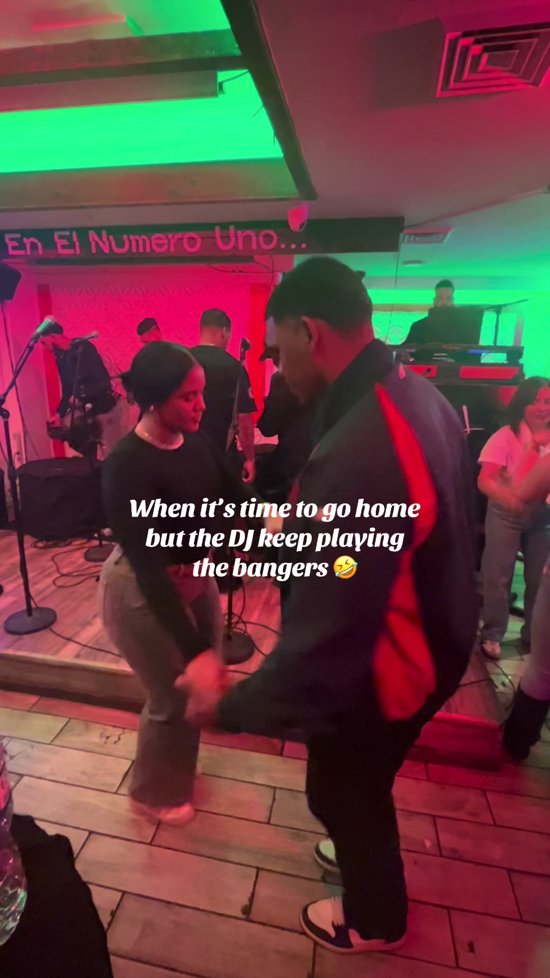 @Bailaconhemy