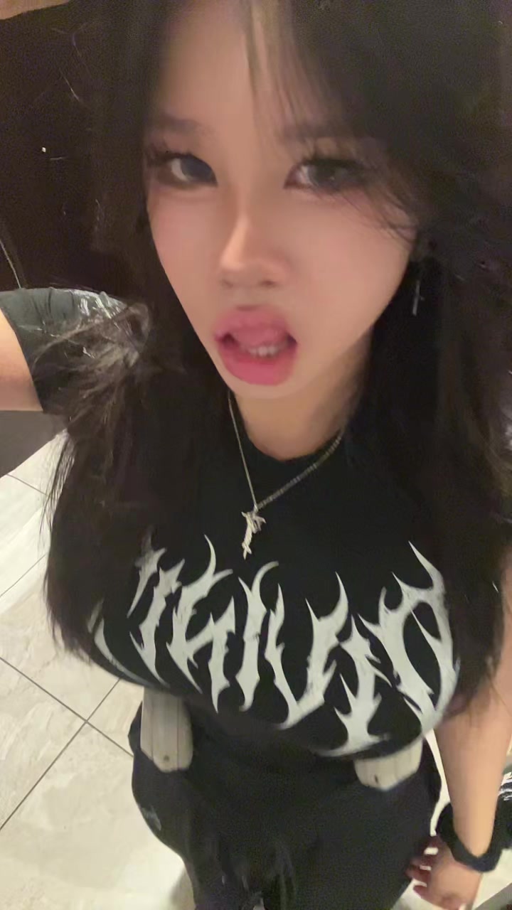 @Christina