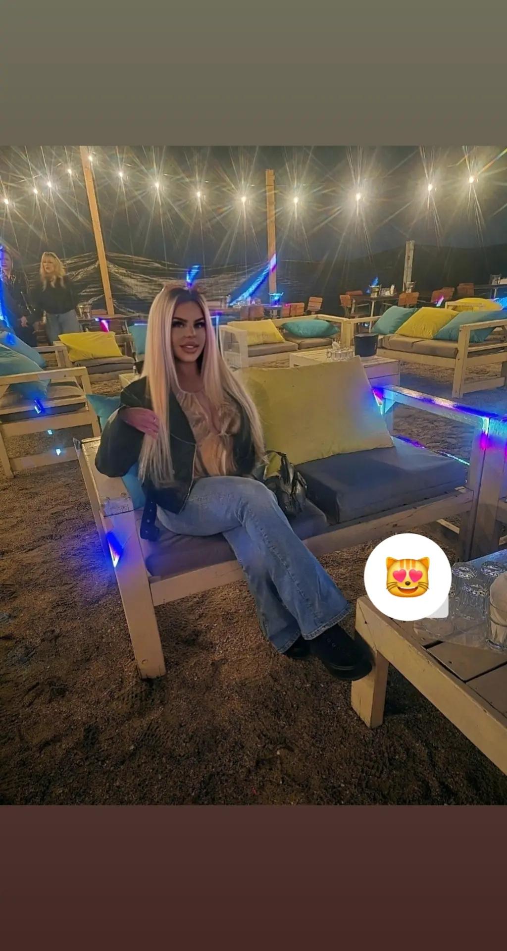 @Blonda97