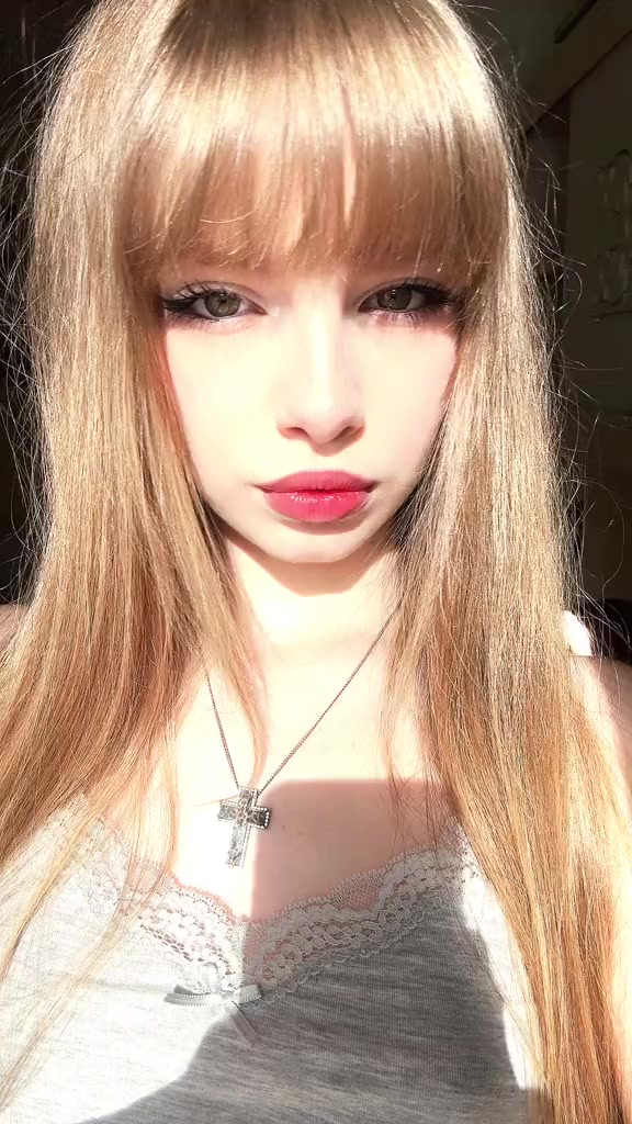 @luviaqq