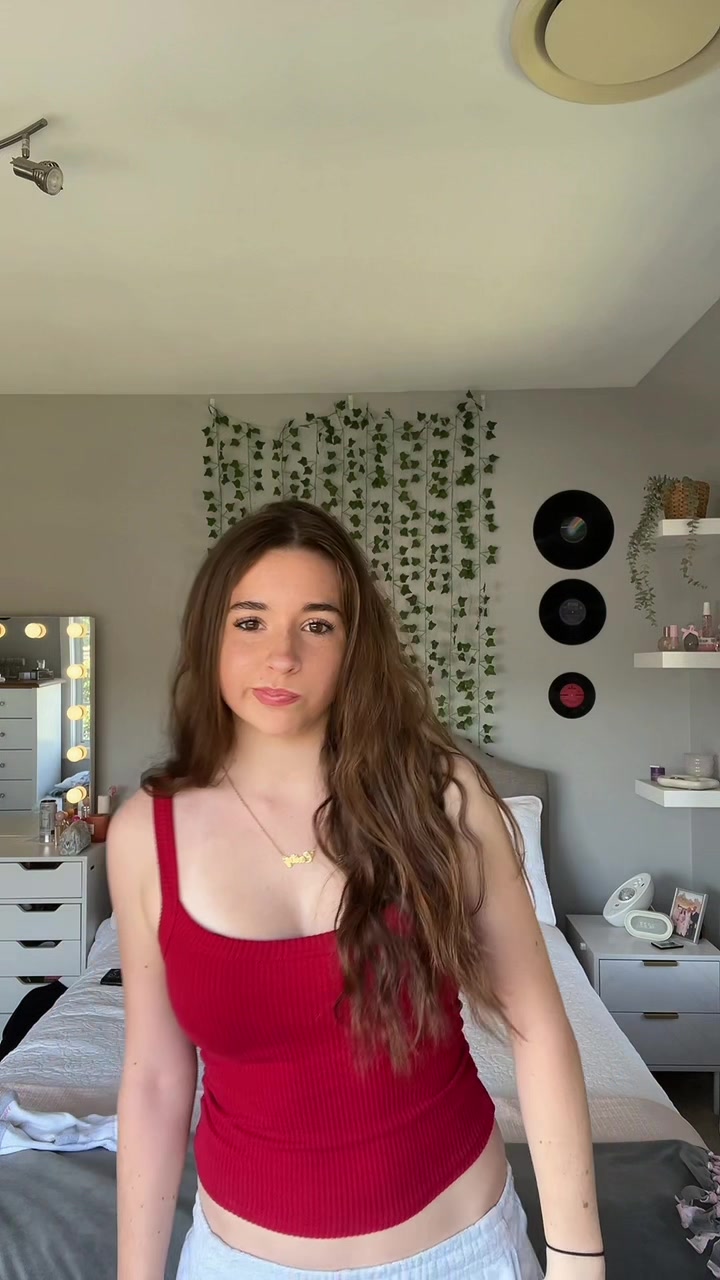 @𝓒𝓪𝓲𝓽𝔂 ꨄ