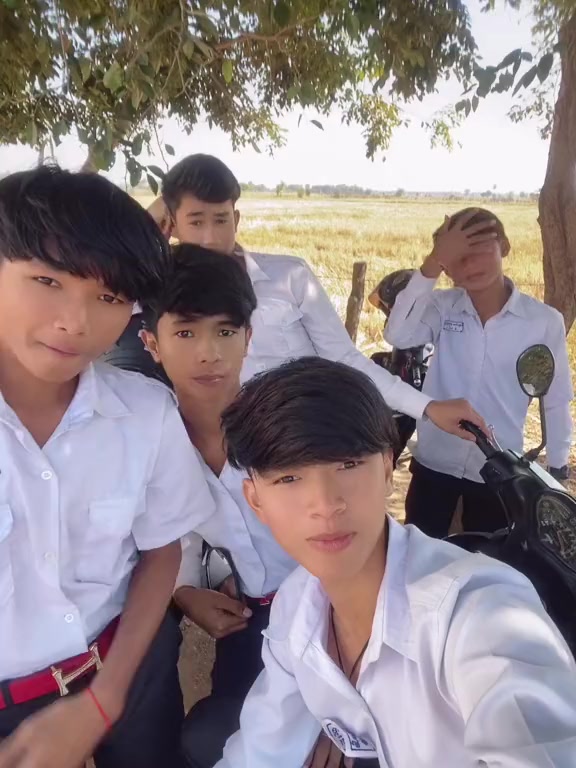 @kiipom🚶&zwj;♂️&zwj;➡️