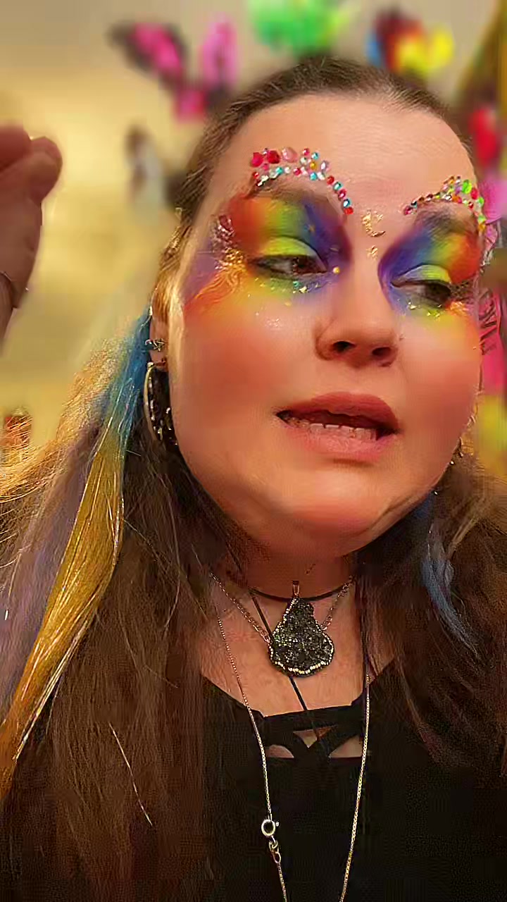 @daytodayrae