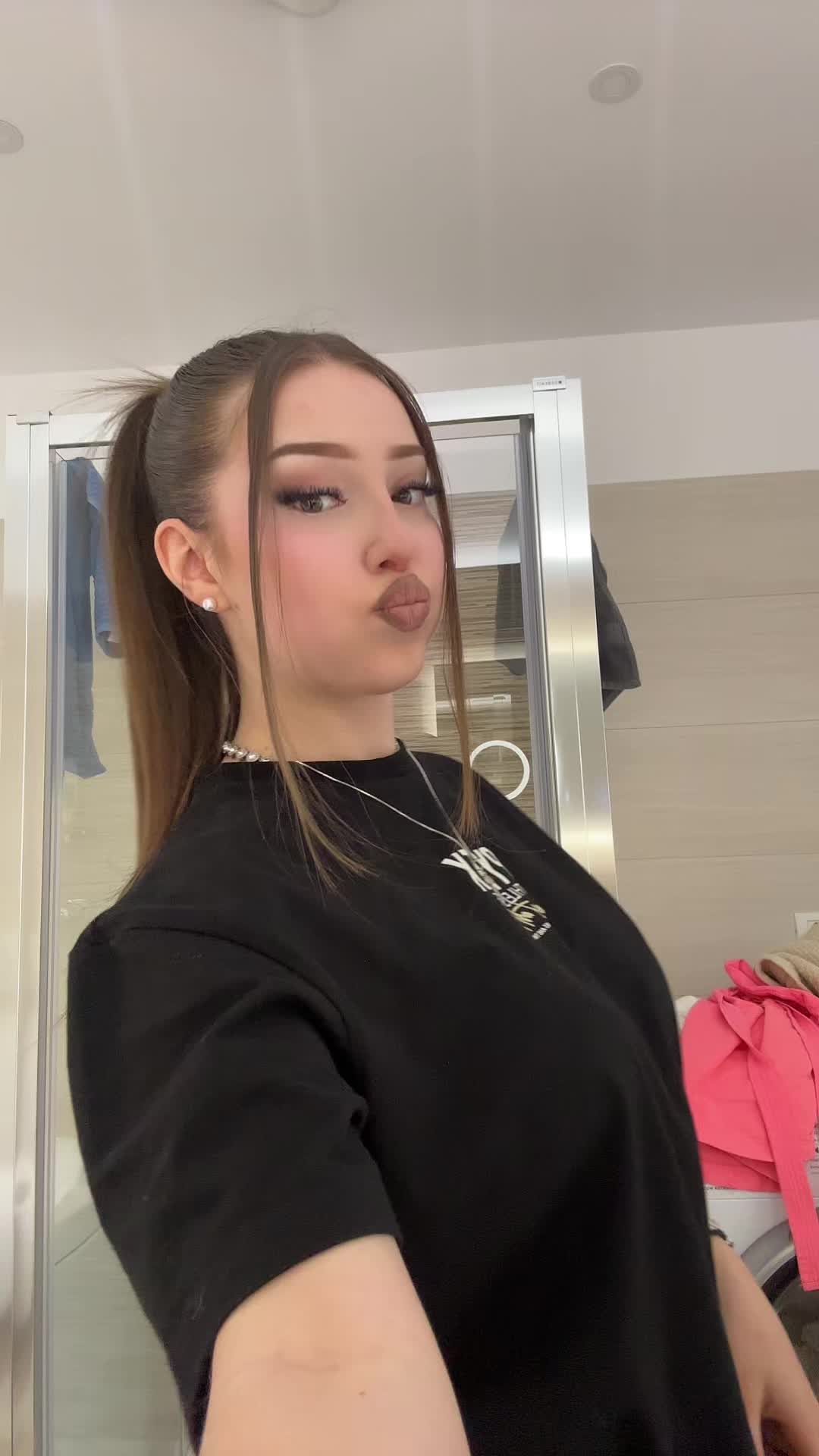 @𝒜𝓁ℯ𝓍𝓈𝒶𝓃𝒹𝓇𝒶