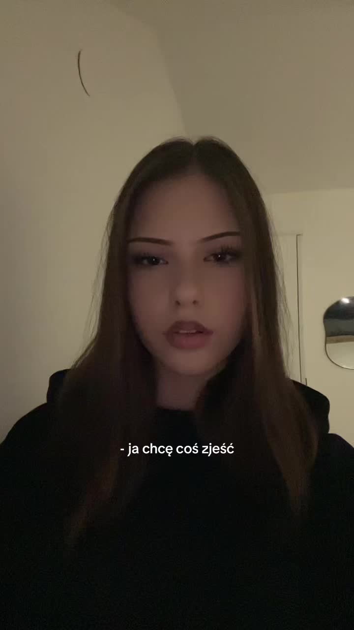 @𝐚𝐧𝐢𝐚˚₊✩‧₊
