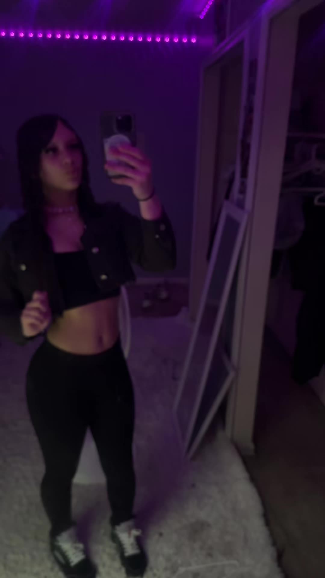 @￶