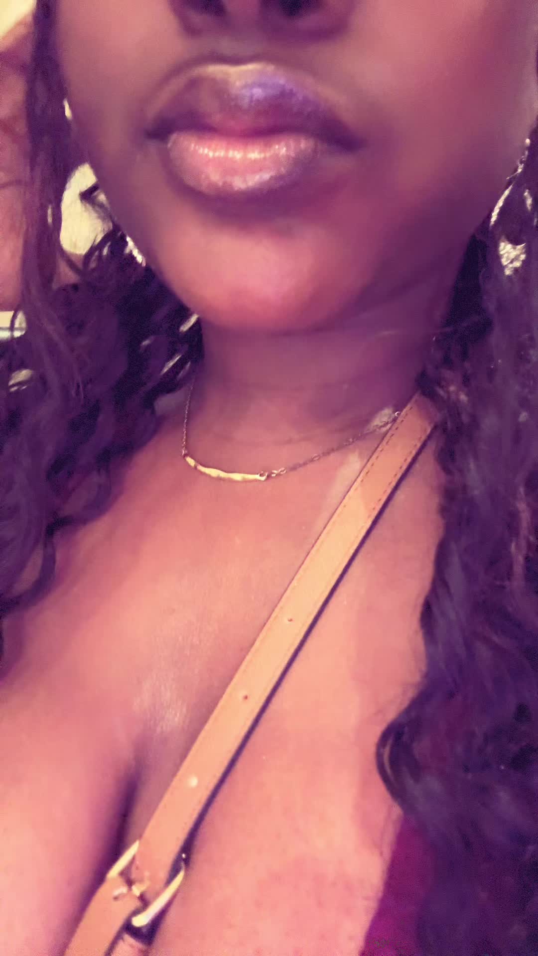 @👩🏾🦲baldie 👩🏾🦲