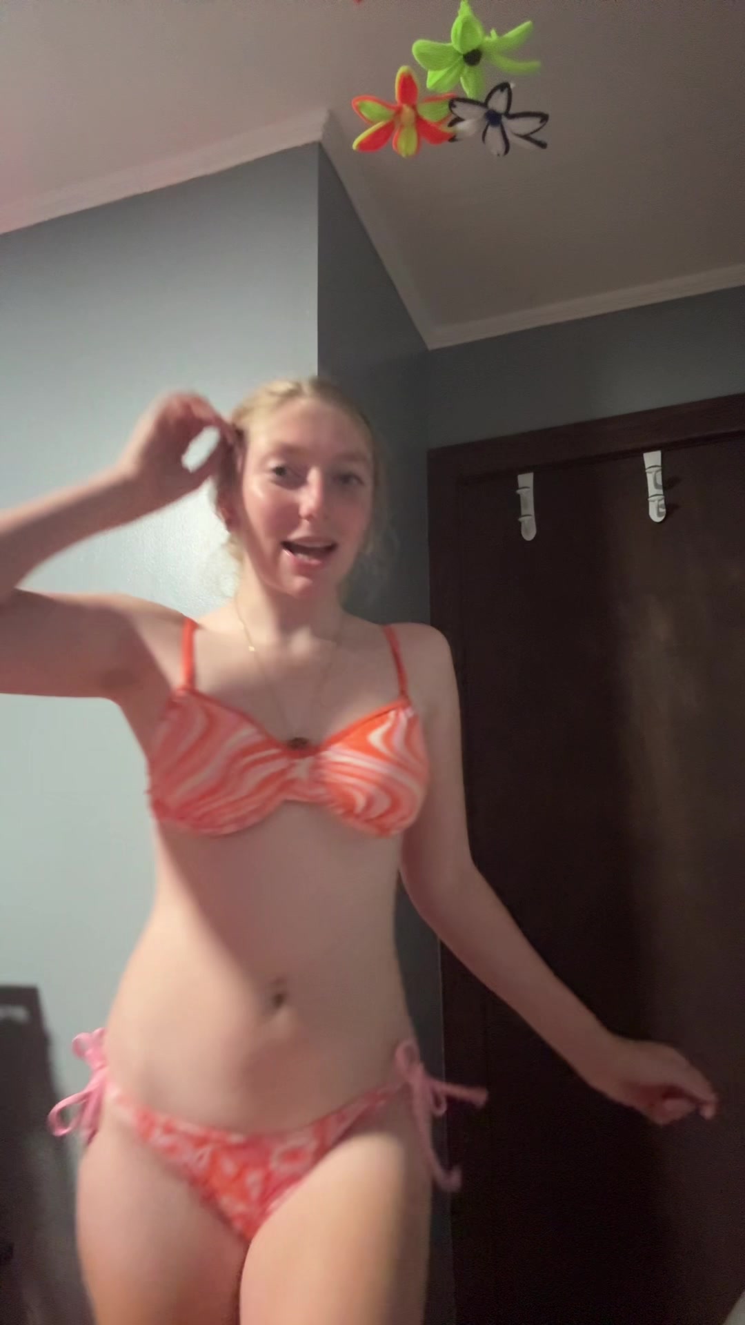 @carlee