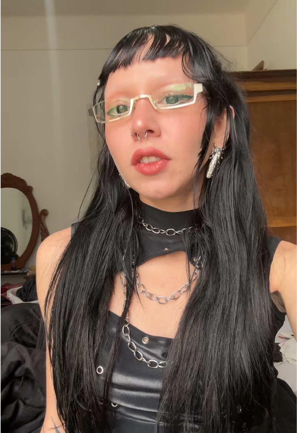 @EgoCarina 🦇⚰️🩸