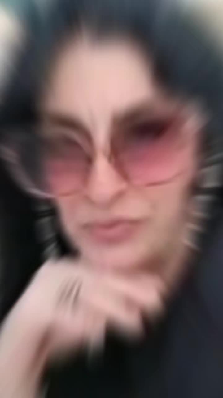 @Manu🖤