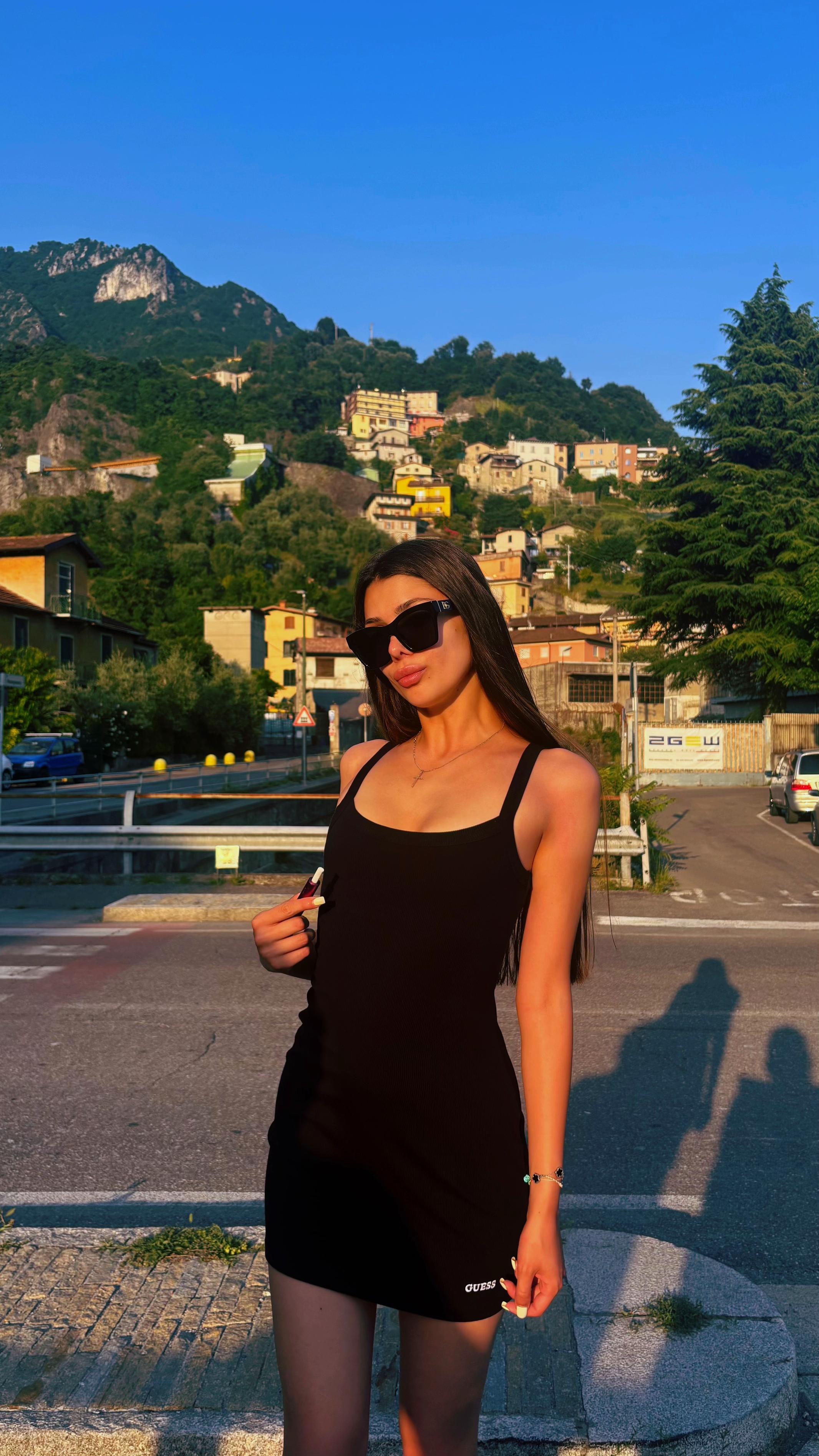 @Ίνα