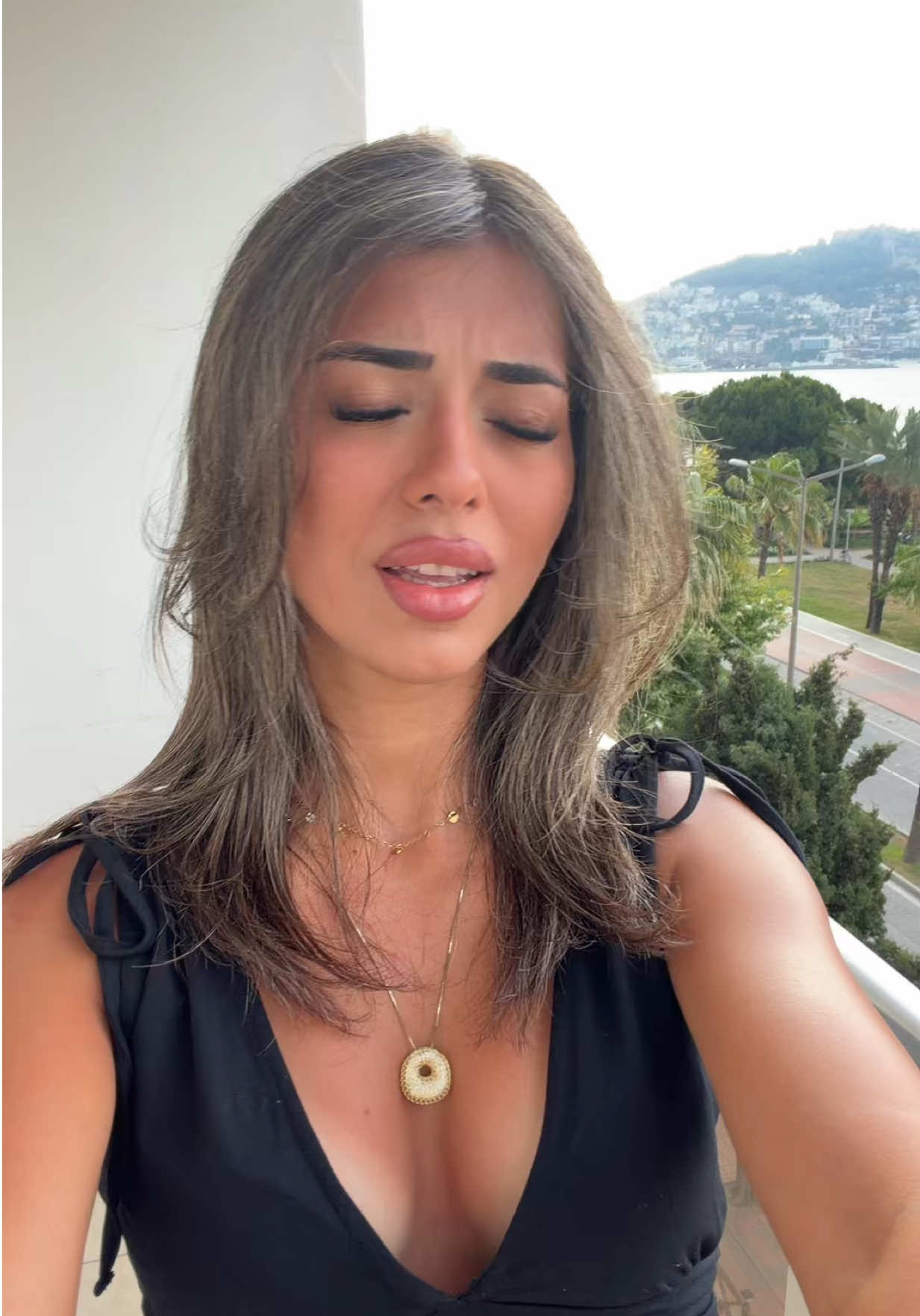 @&Ouml;zge