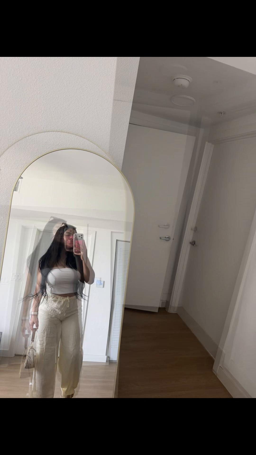@𝕹𝖆𝖓𝖎👸🏻💖🦁