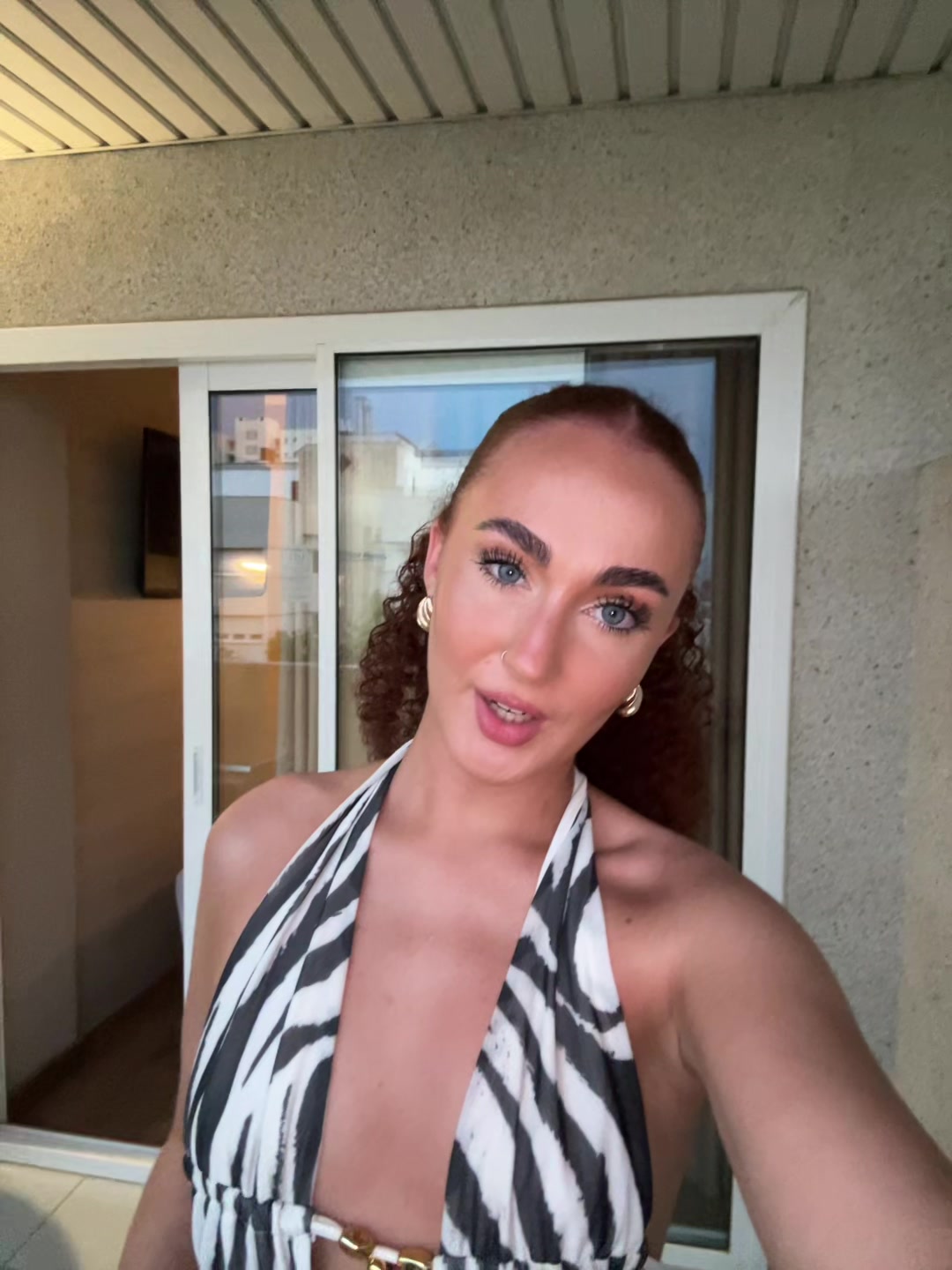 @&Aacute;ine