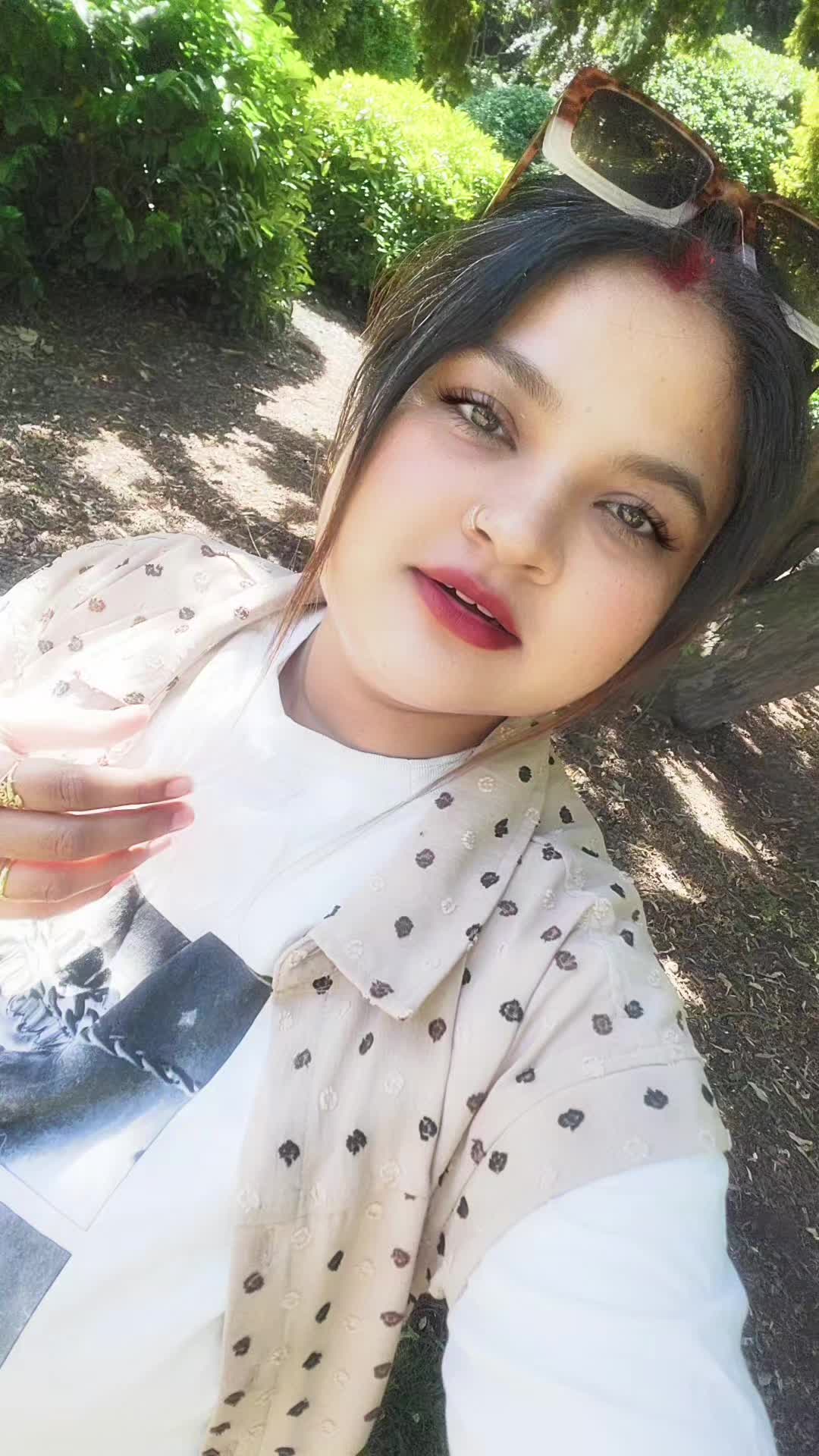 @MAAHI NEGI 👸