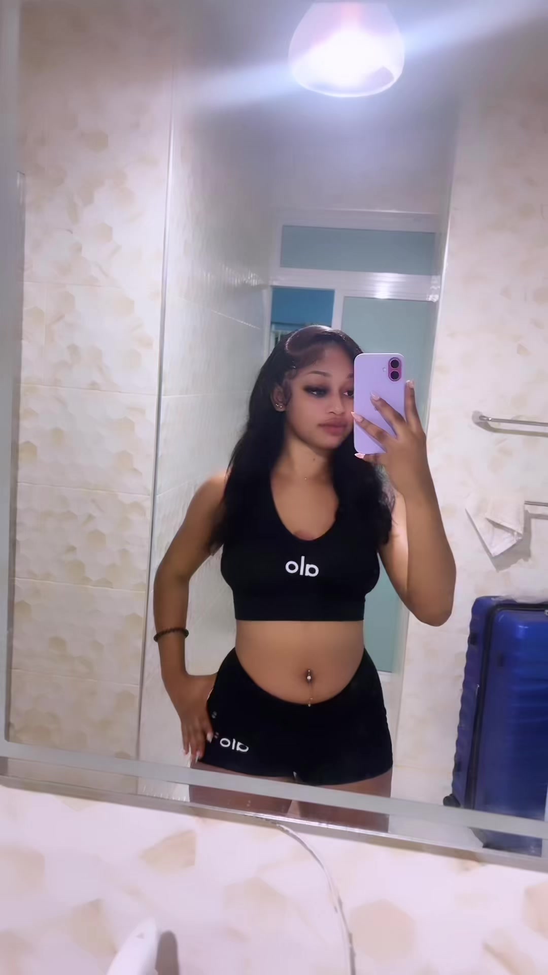 @𝔹𝕠𝕟𝕖𝕤💋