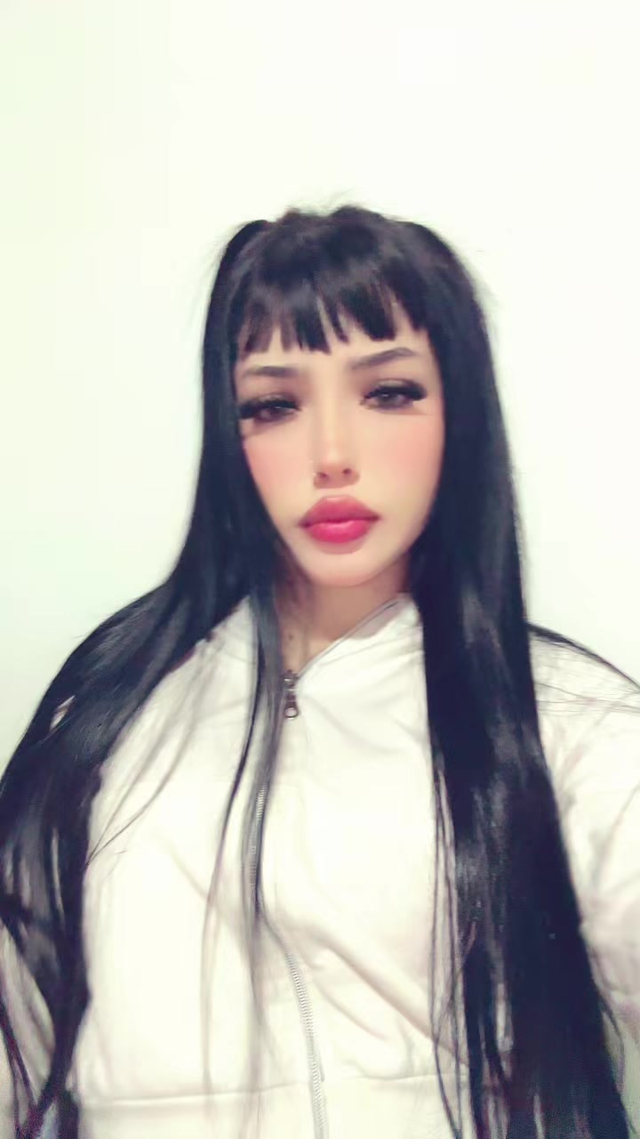 @magalujazmin 🫦