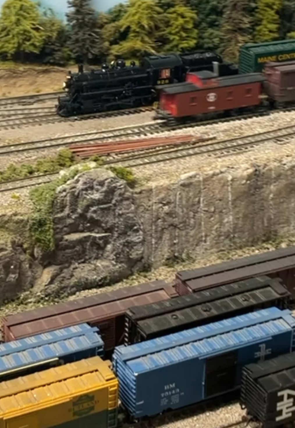 @railrhodeisland