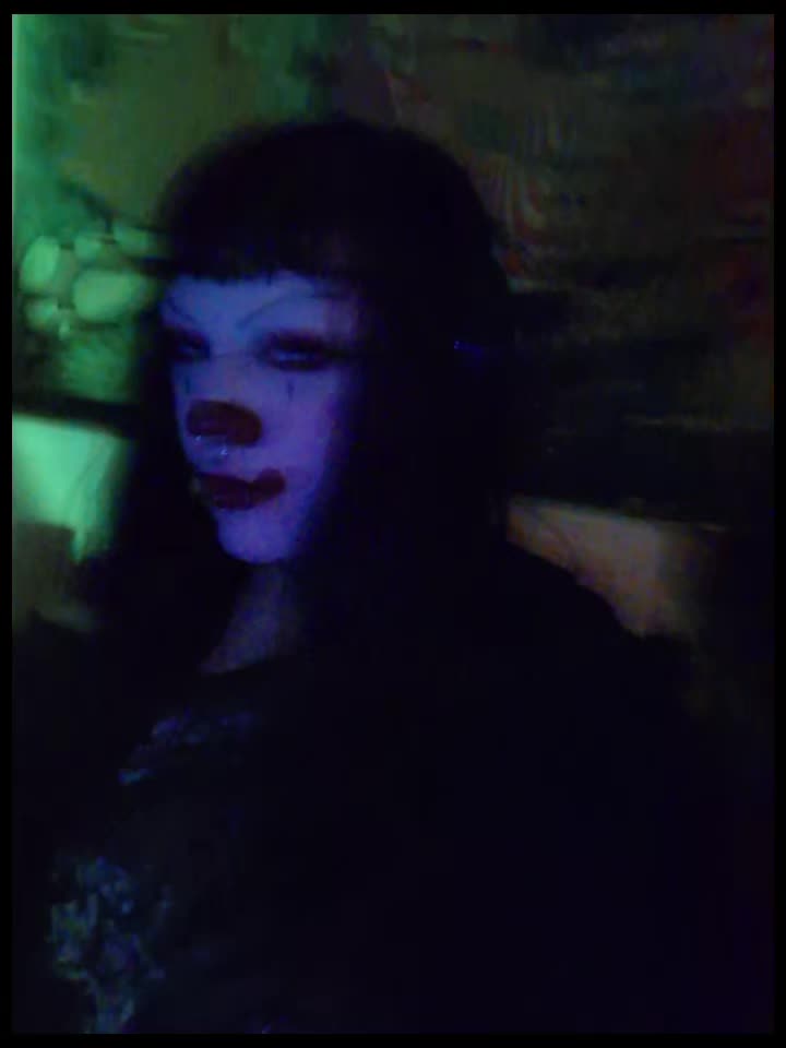 @ClownGutz🤡