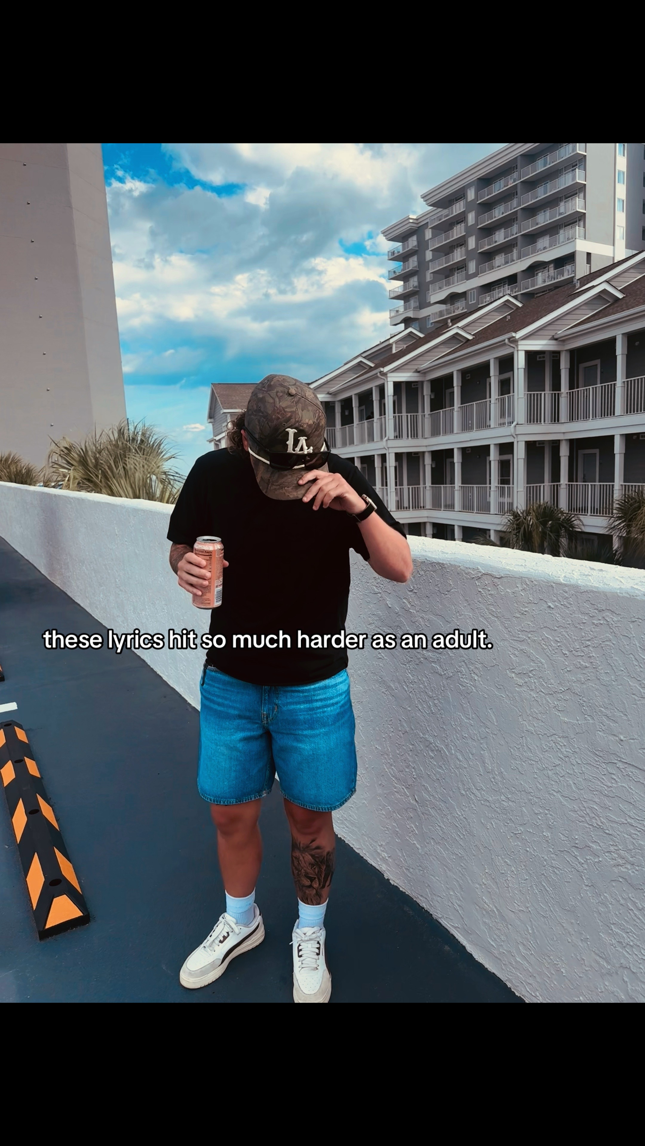 @Tay