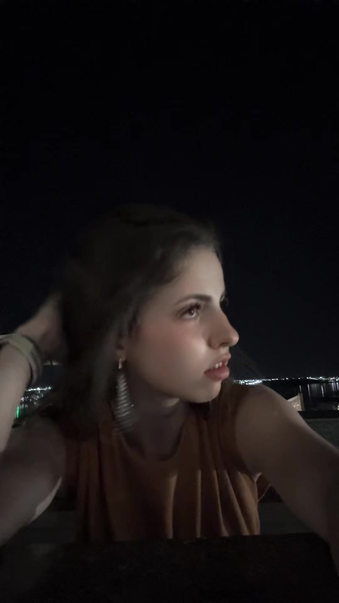 @нюта
