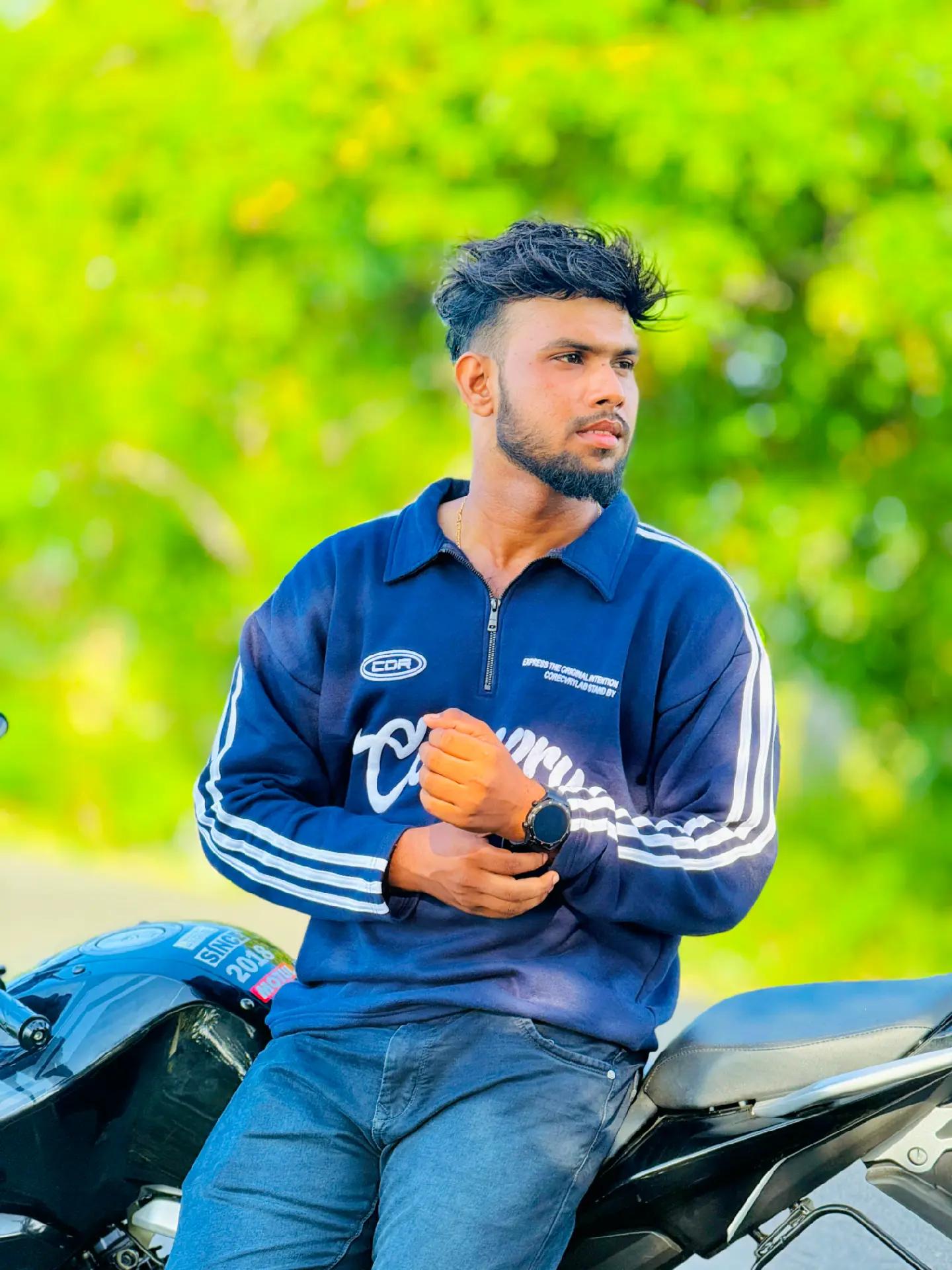 @Priyan🦨
