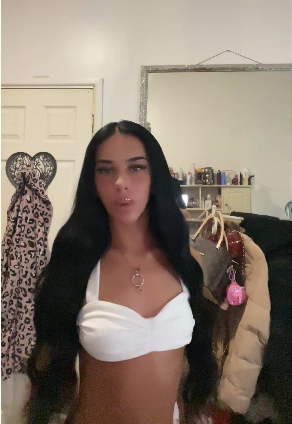 @Laylascottꨄ