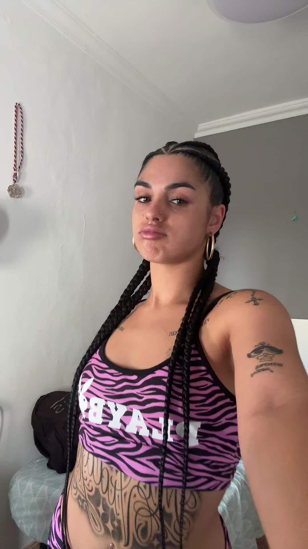 @Ric4suav3