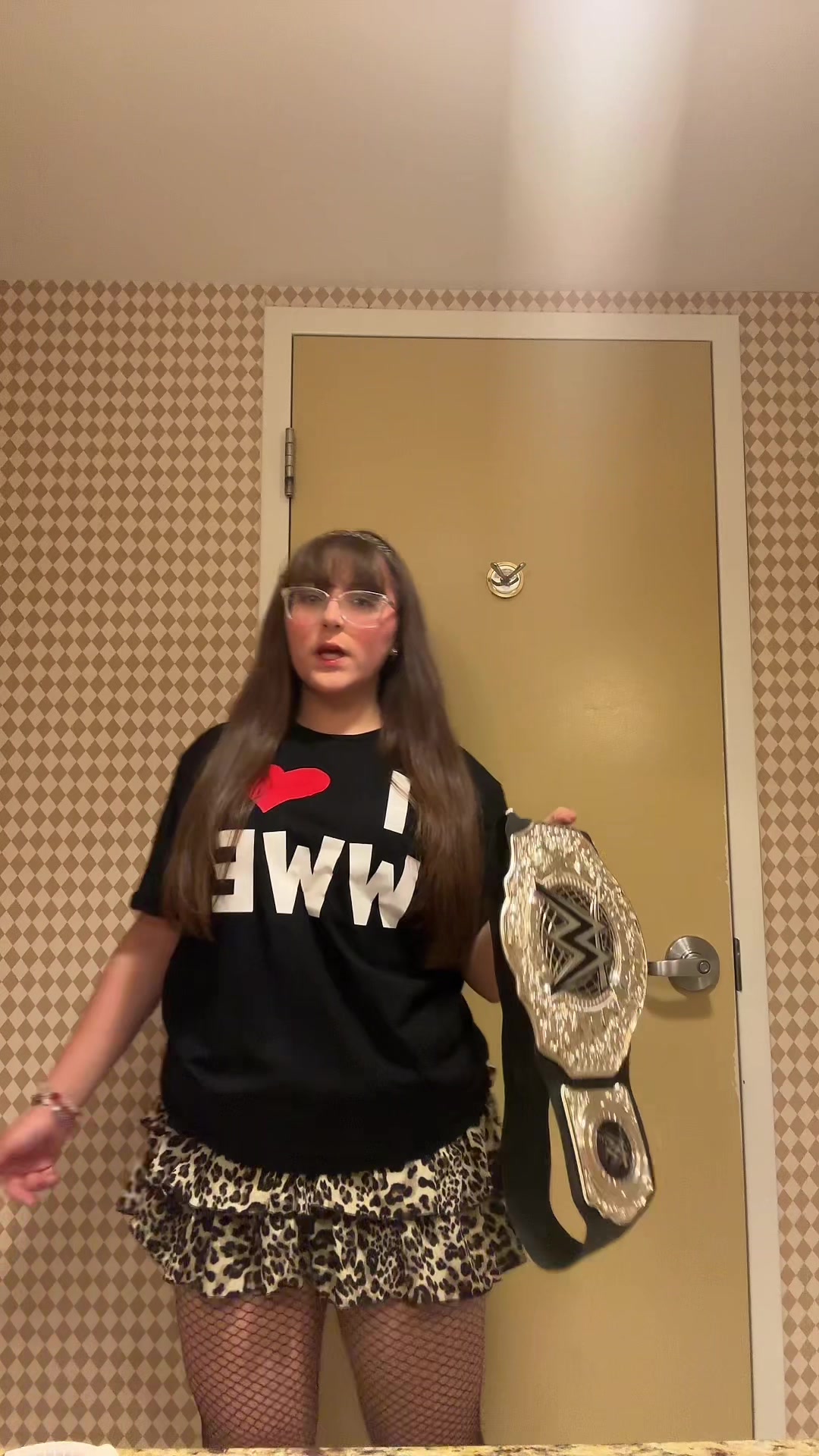 @liv.loves.wrestling