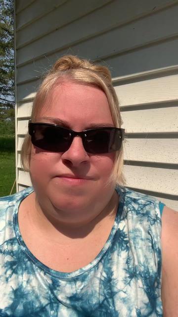 @☀️🇨🇦 CAROLYN ☀️🇨🇦