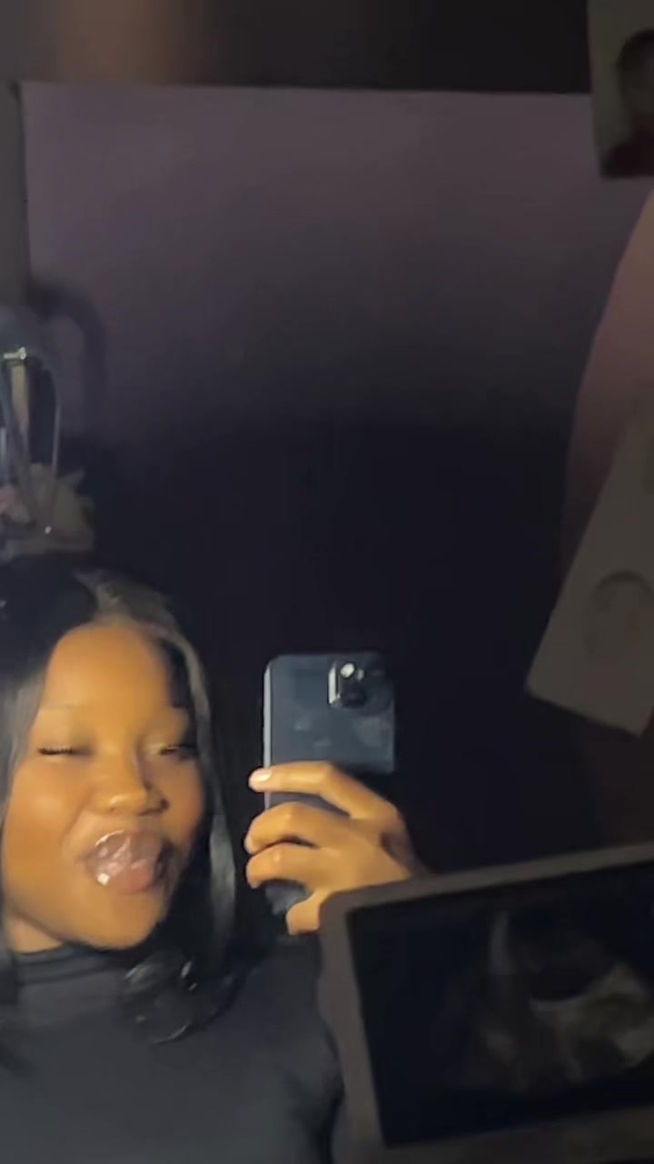 @Red_bonnie