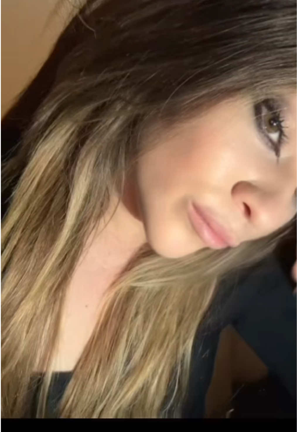 @𝑁𝑜𝑒𝑚𝑖 👱&zwj;♀️💫✨