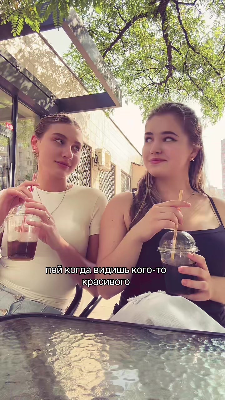 @Ќ