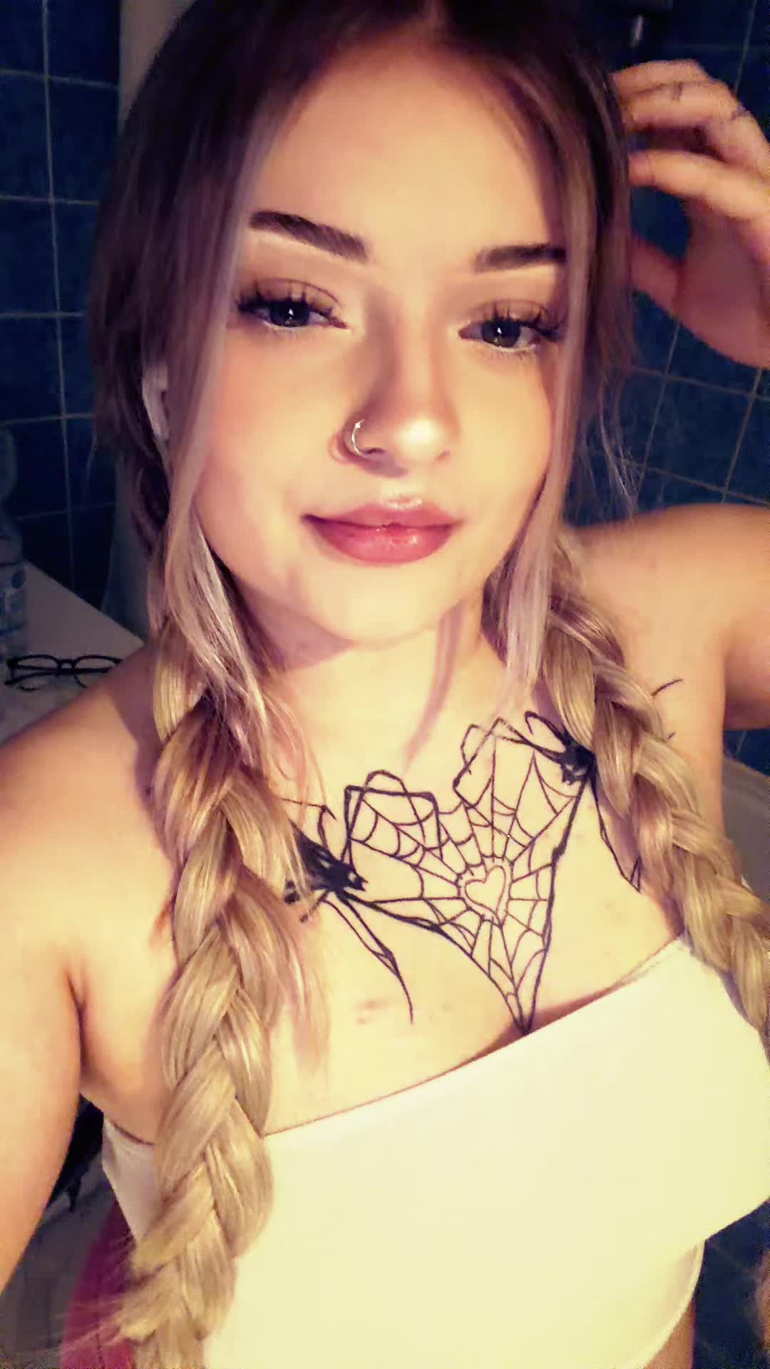 @🫩