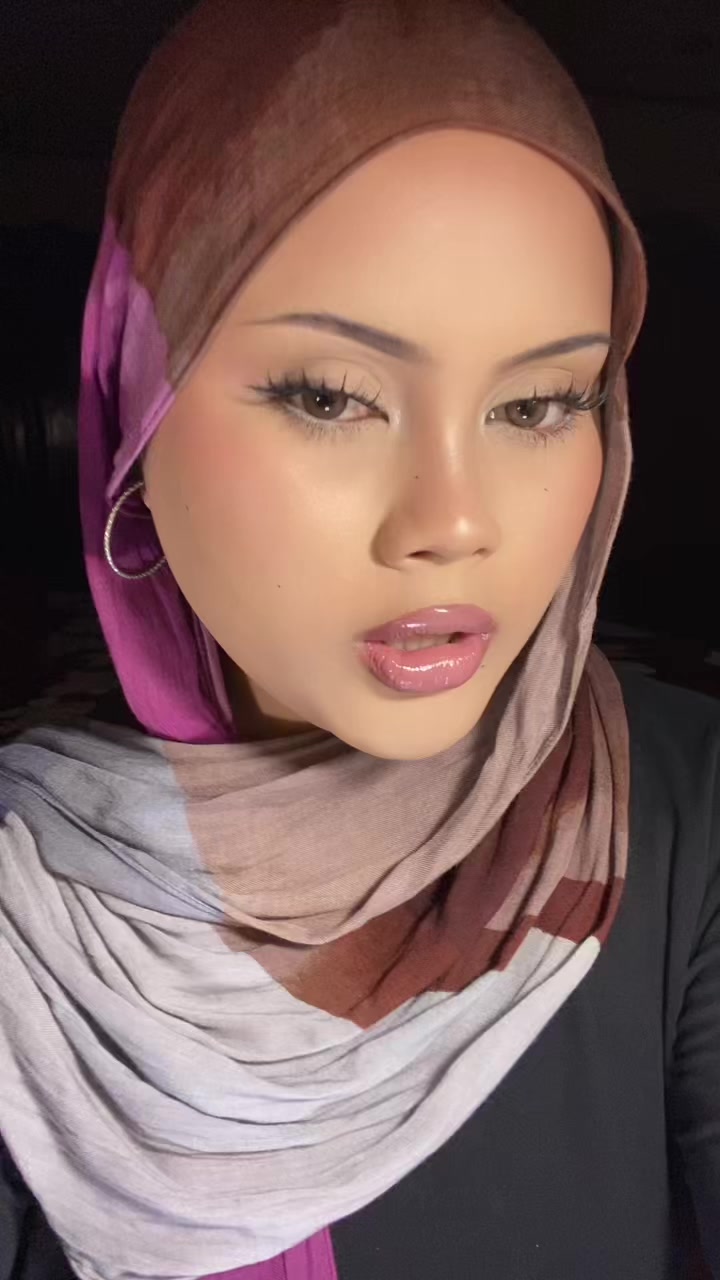 @فاطمة