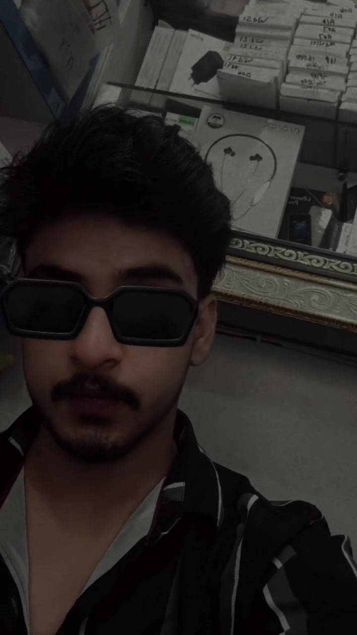 @M A ل I K 🏴🏴