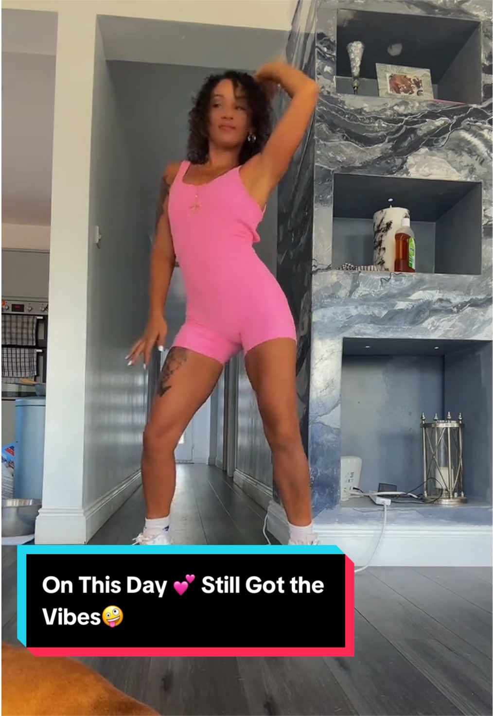 @Brownin_Tee