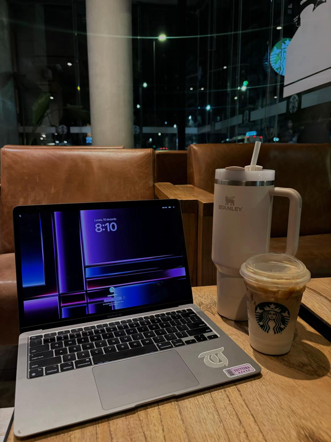 @𝐋 𝐮 𝐧 𝐚 ☽