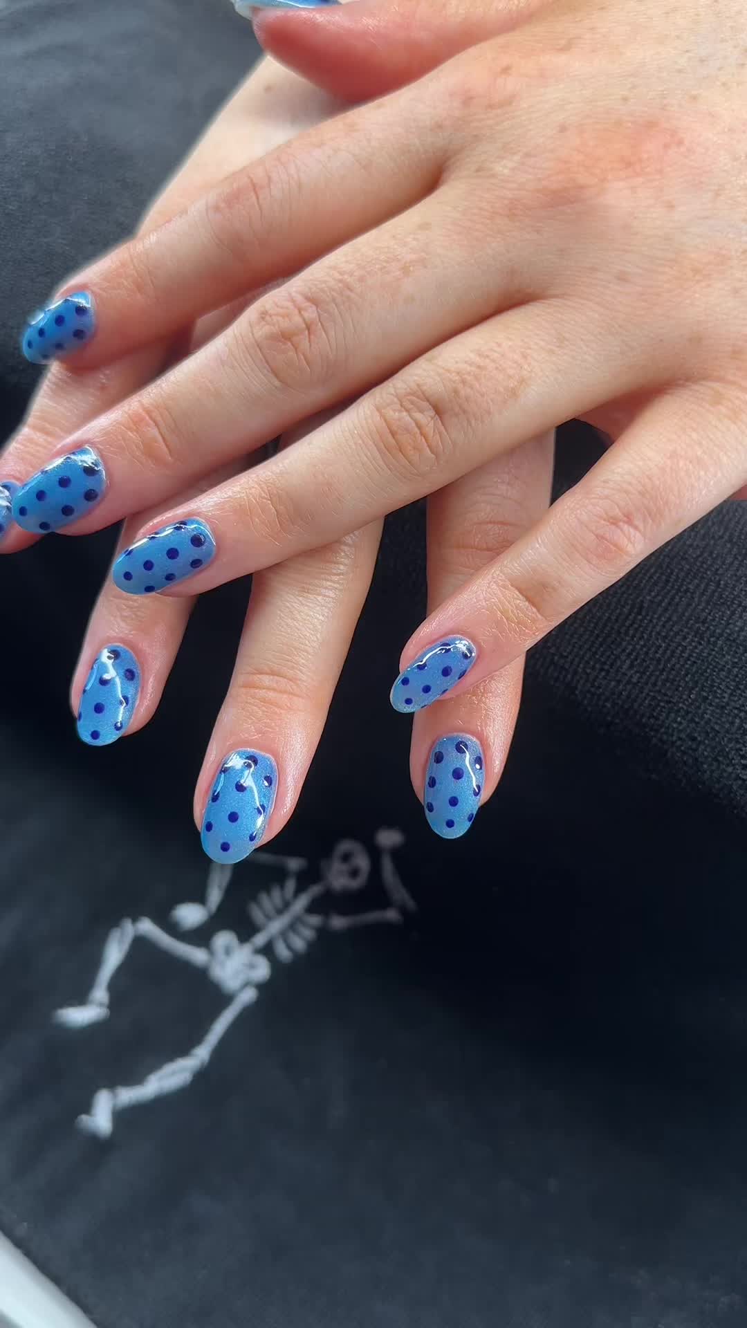@softbutsharpnails