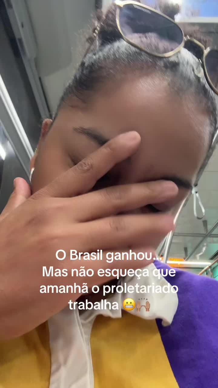 @D&eacute;bora Holanda